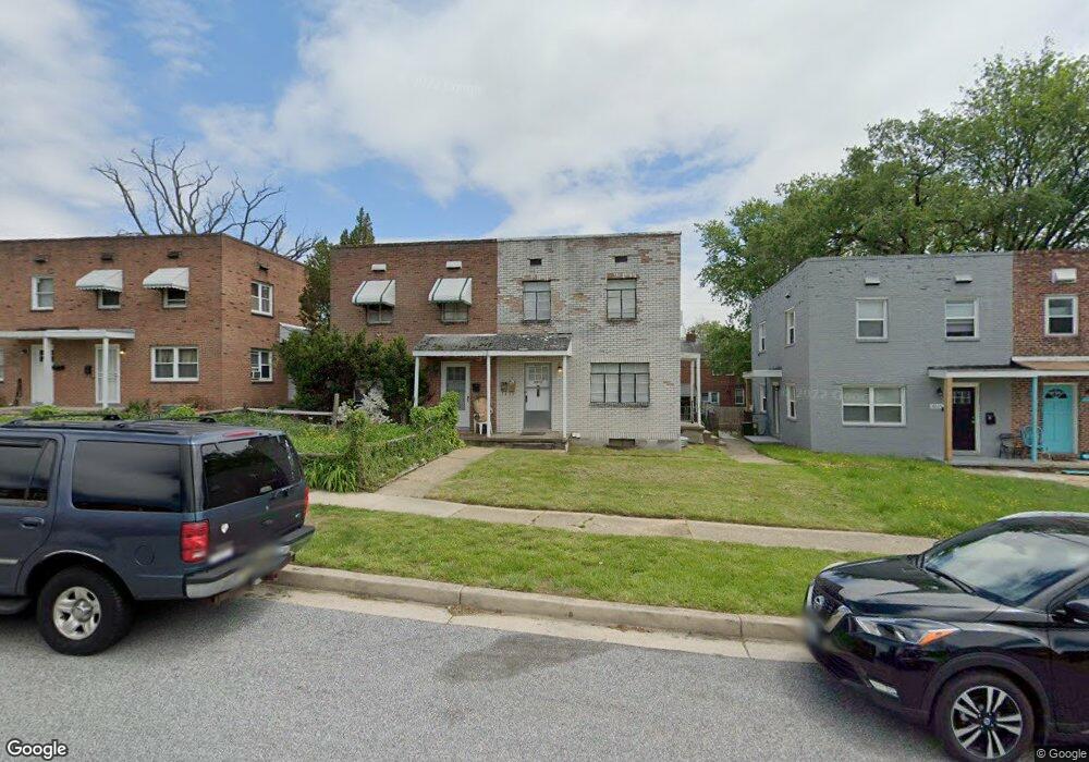 8517 Chestnut Oak Rd, Parkville, MD 21234 - photo 1