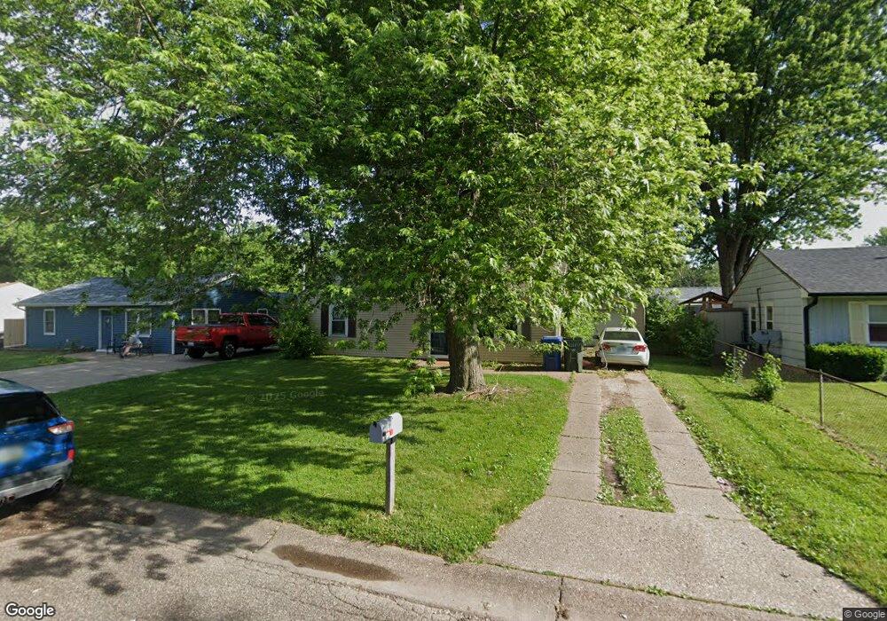 2902 W 68th St, Davenport, IA 52806 - photo 1