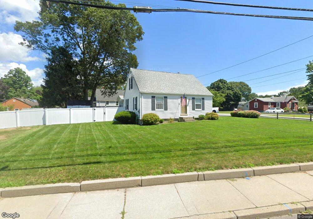 97 Strawberry Field Rd, Warwick, RI 02886 - photo 1
