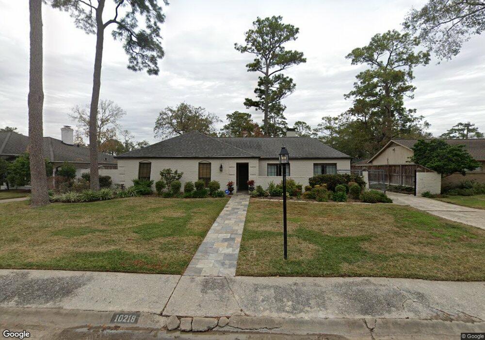10218 Holly Springs Dr, Houston, TX 77042 - photo 1