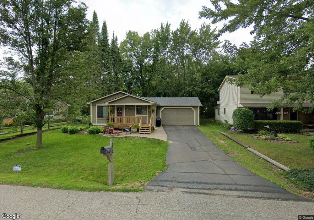6570 Buckland Ave, West Bloomfield, MI 48324 - photo 1