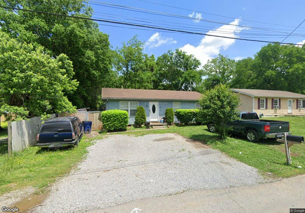 517 Oak St, Shelbyville, TN 37160 - photo 1