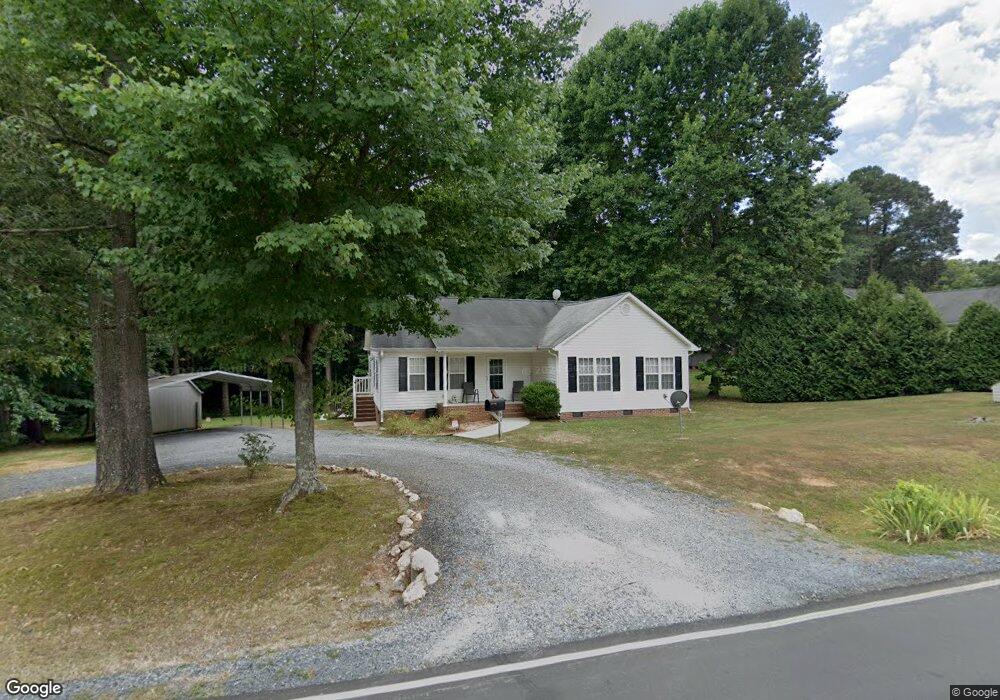 747 W Balfour Ave, Asheboro, NC 27203 - photo 1