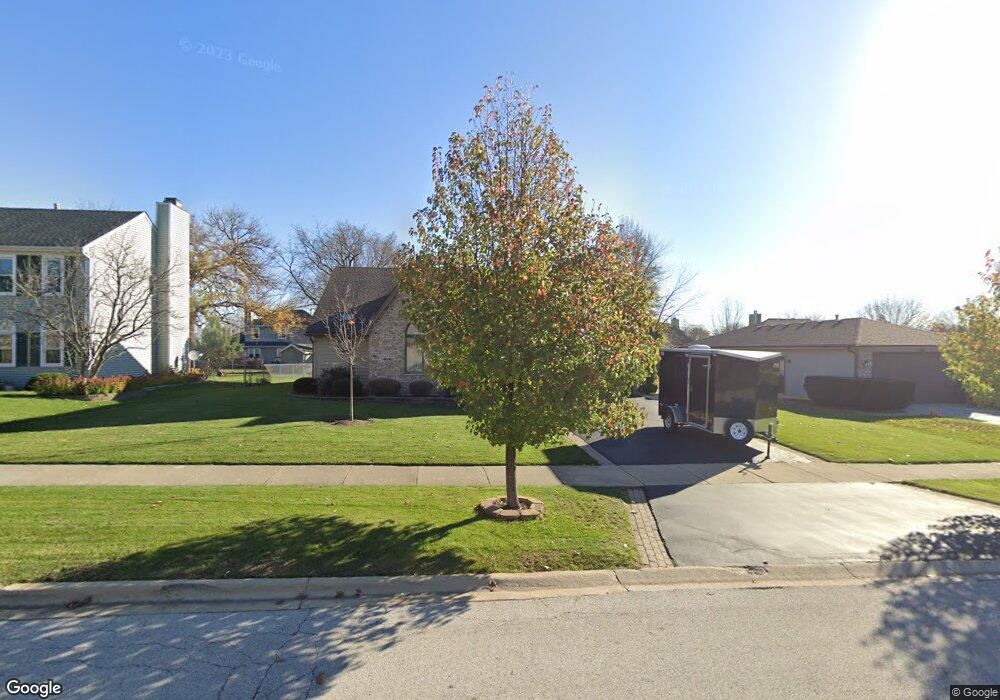 1047 Cypress Dr, Aurora, IL 60506 - photo 1