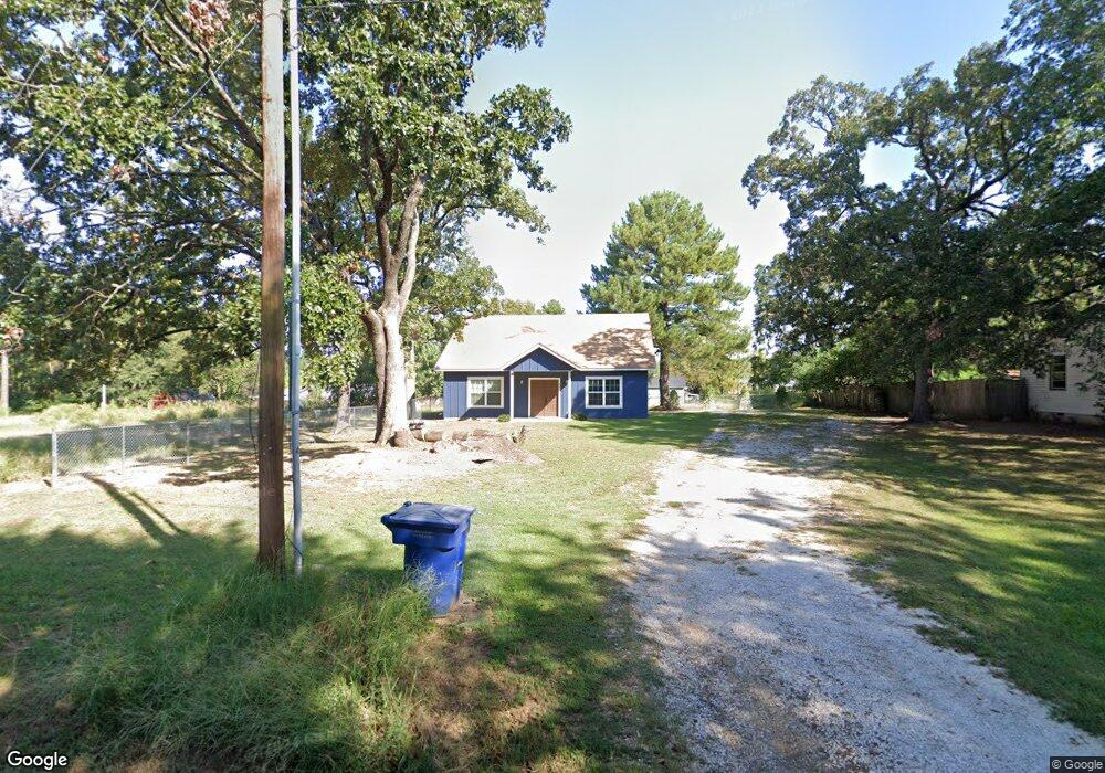 207 SW 6th St, Muldrow, OK 74948 - photo 1