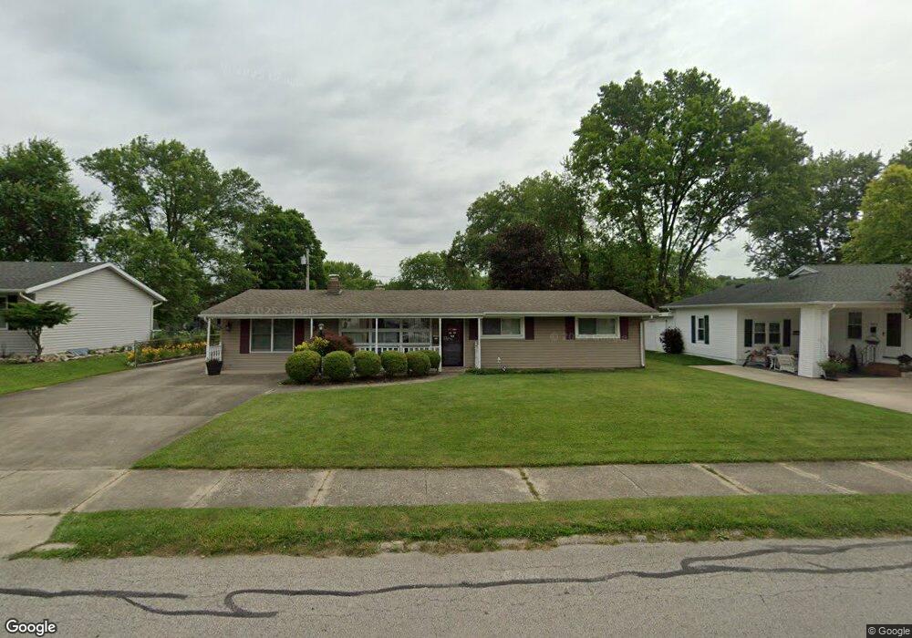 609 Sutton Dr, Xenia, OH 45385 - photo 1