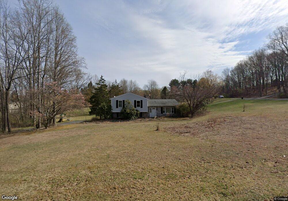 77 Clinton Dr, Mohnton, PA 19540 - photo 1