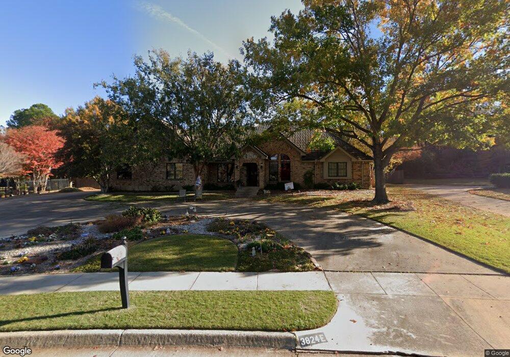 3824 Cambridge Cir E, Bedford, TX 76021 - photo 1