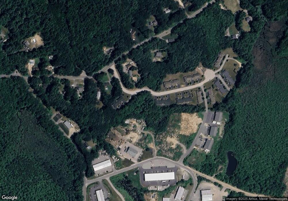 13 Christopher Dr unit 4, Sandown, NH 03873 - photo 1