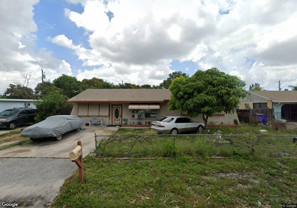 7871 Griswold St, Lantana, FL 33462 - photo 1