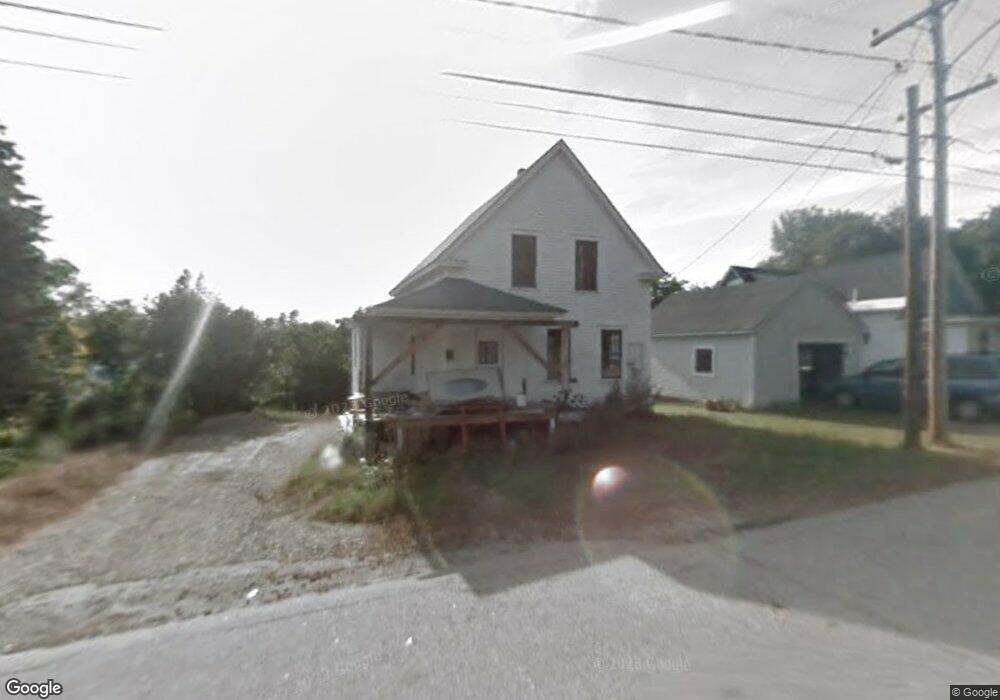 54 Chestnut St, Franklin, NH 03235 - photo 1