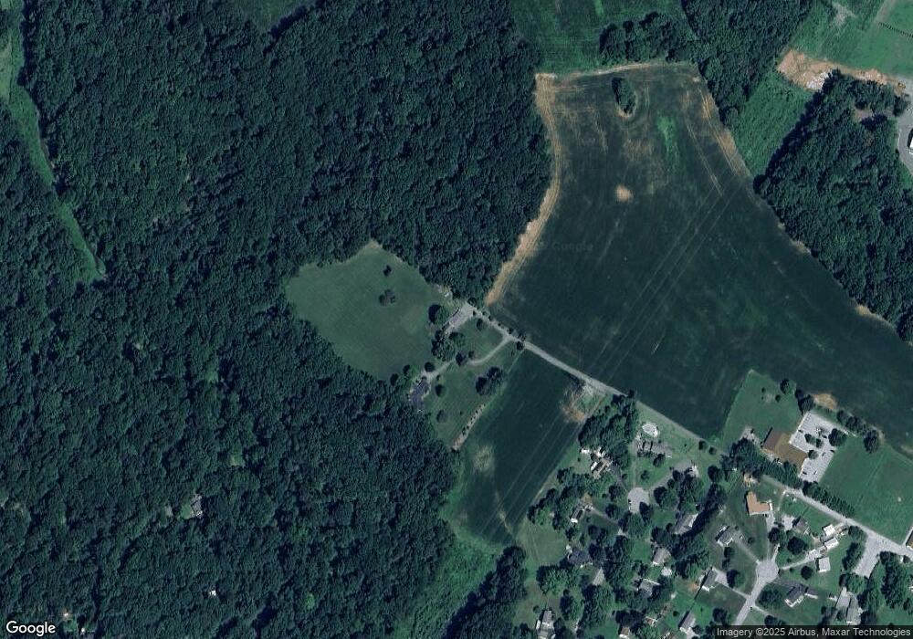 5604 Old Washington Rd, Sykesville, MD 21784 - photo 1