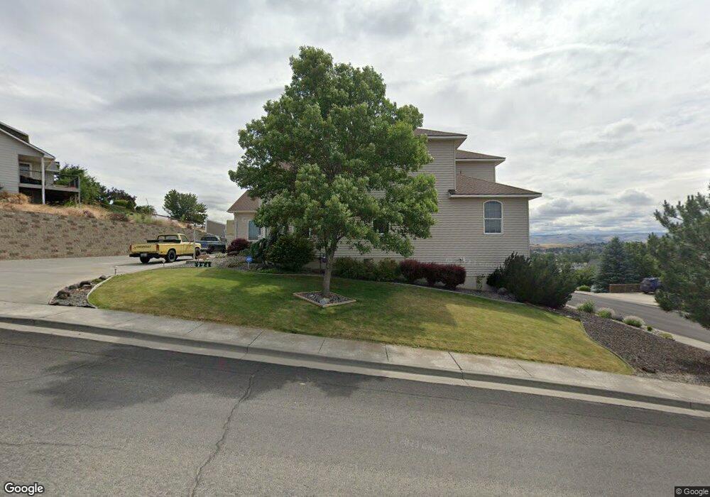 724 NW 23rd St, Pendleton, OR 97801 - photo 1