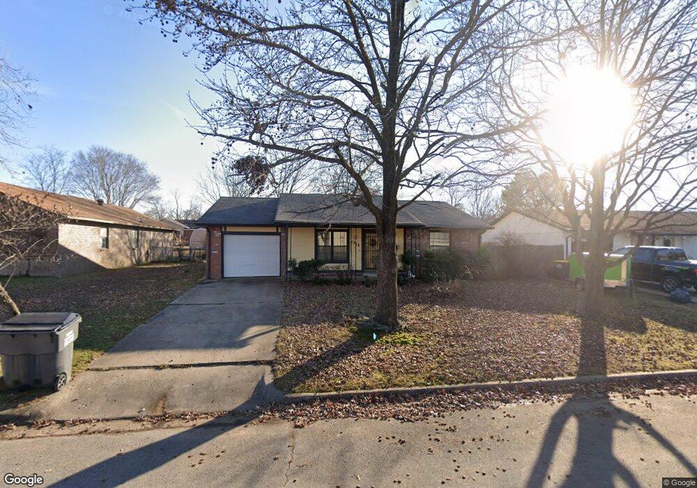 1318 E 143rd St, Glenpool, OK 74033 - photo 1