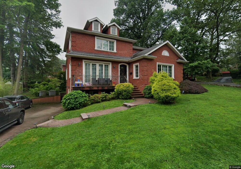 0 Avalon Rd unit P1310105, Great Neck, NY 11021 - photo 1