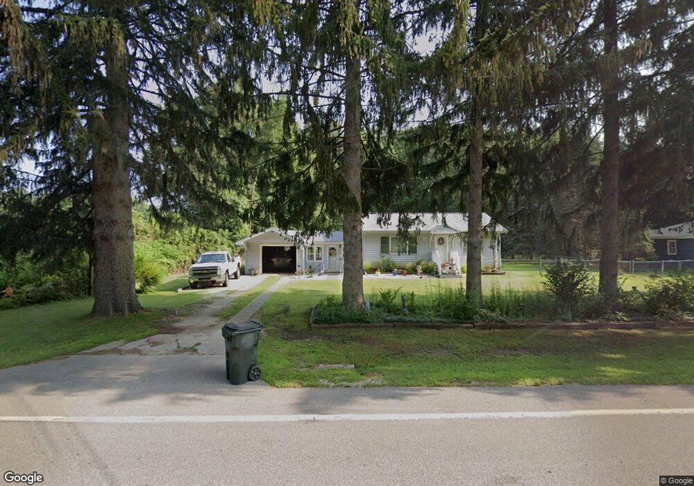 8953 Union Pier Rd, Three Oaks, MI 49128 - photo 1