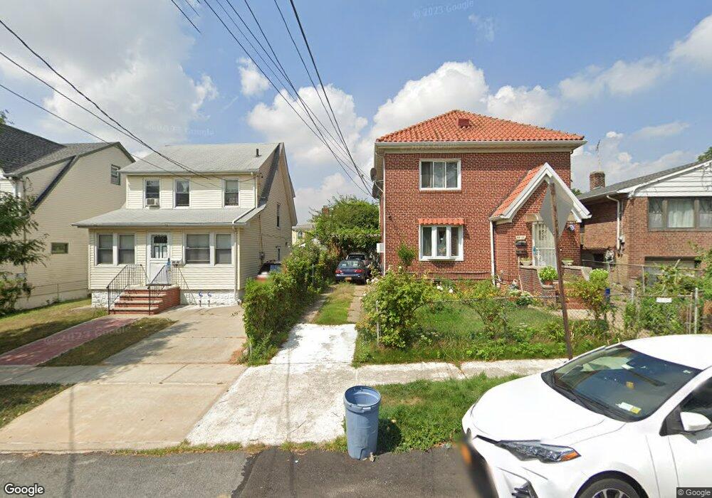 45-70 160th St, Flushing, NY 11358 - photo 1