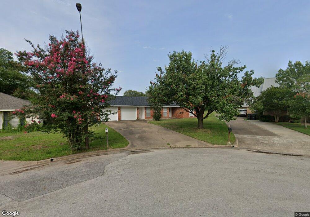 1209 S Ridgefield Cir, College Station, TX 77840 - photo 1