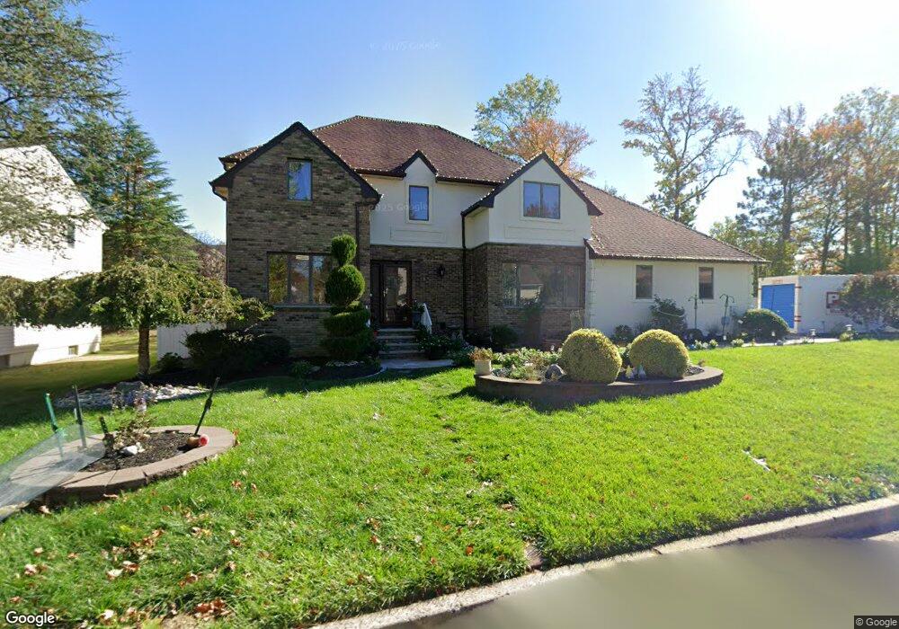 4 Rainbow Ct, Edison, NJ 08820 - photo 1