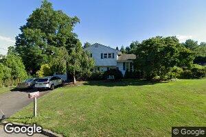 18 Anton Ct, Woodcliff Lake, NJ 07677