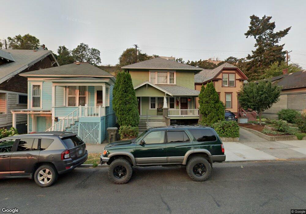 418 E 4th St, the Dalles, OR 97058 - photo 1