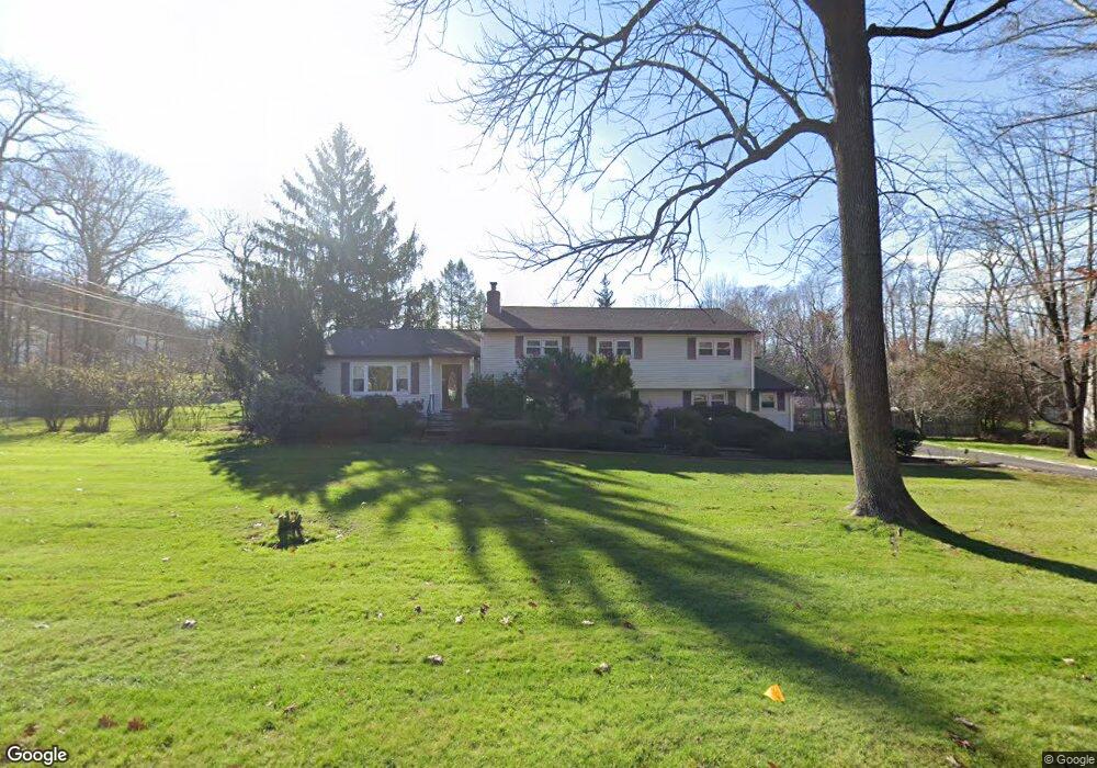 72 Hidden Glen Rd, Upper Saddle River, NJ 07458 - photo 1