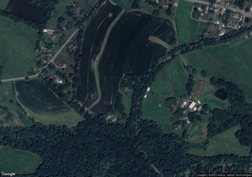 5280 Geissinger Rd, Zionsville, PA 18092 - photo 1