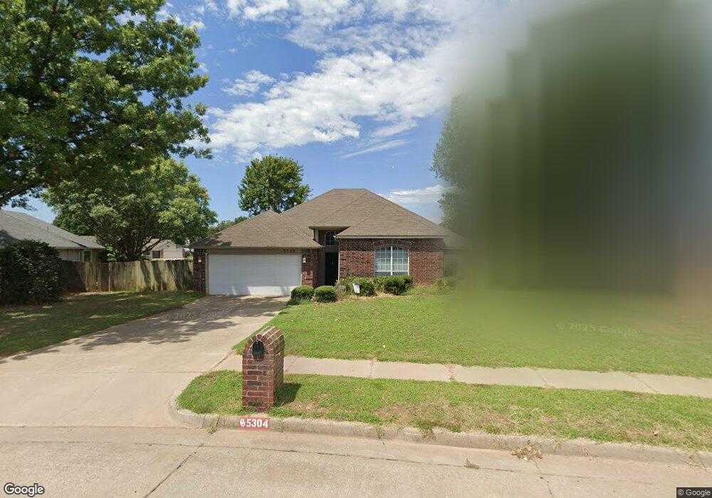 5304 S Narcissus Ave, Broken Arrow, OK 74011 - photo 1