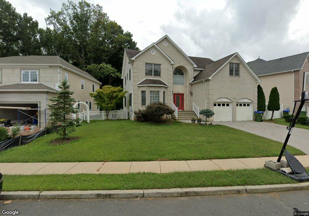 83 Melbloum Ln, Edison, NJ 08837 - photo 1