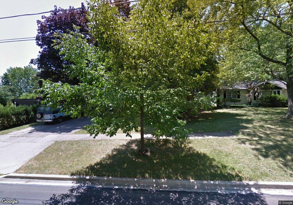 904 E Evergreen St, Wheaton, IL 60187 - photo 1