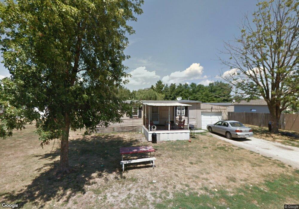 206 N Marnico Ln, Jacksonville, IL 62650 - photo 1