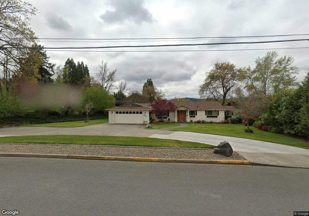 943 SE N St, Grants Pass, OR 97526 - photo 1
