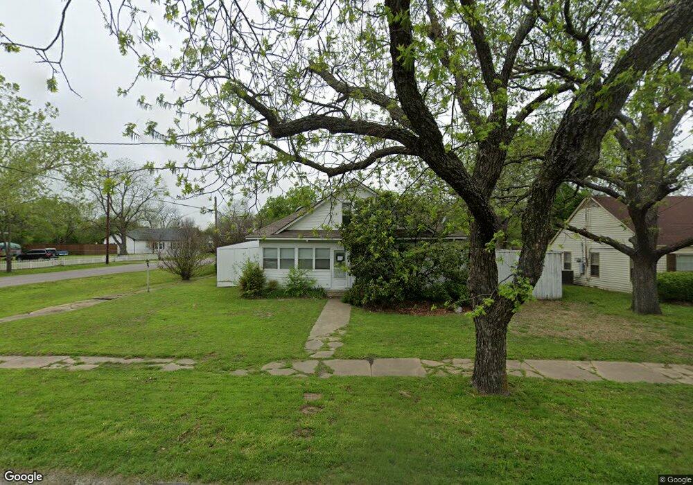 111 S Arizona Dr, Celina, TX 75009 - photo 1