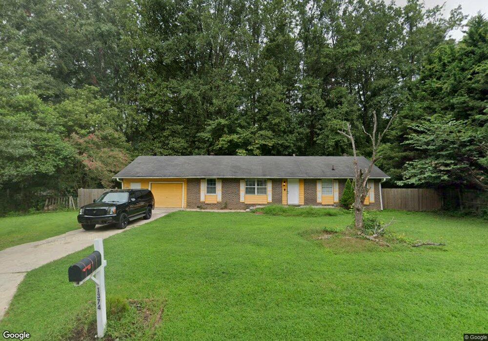 1374 Hatchcover Cir, Jonesboro, GA 30238 - photo 1