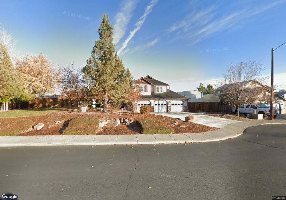 3259 SW Wickiup Ct, Redmond, OR 97756 - photo 1