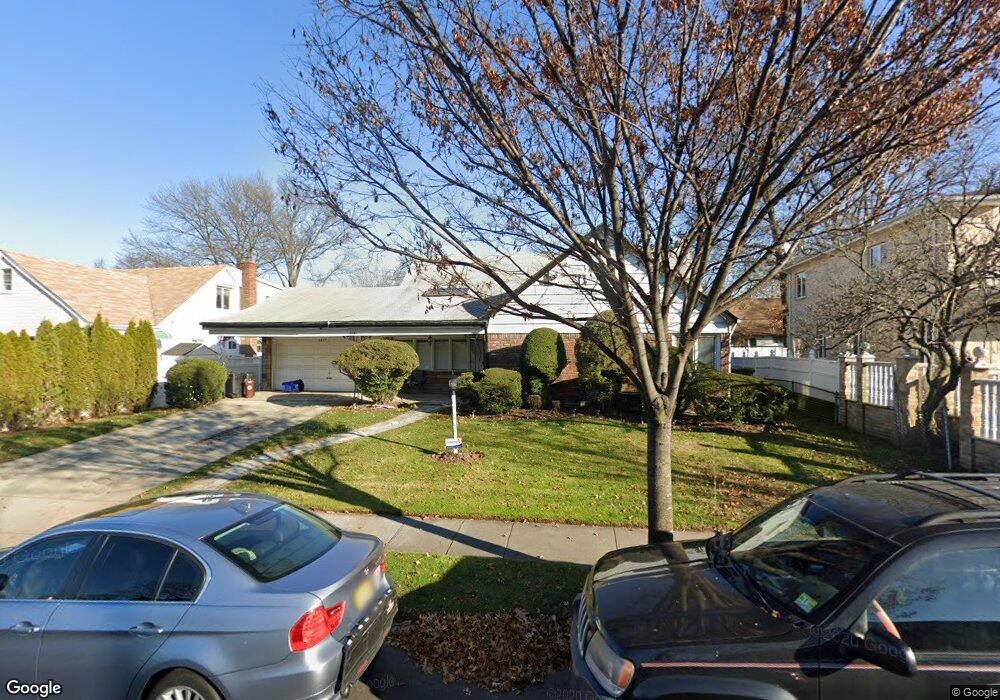 6721 Utopia Pkwy, Fresh Meadows, NY 11365 - photo 1