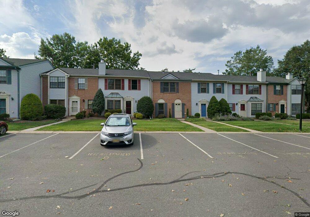 4 Veros Ln, Franklin Park, NJ 08823 - photo 1