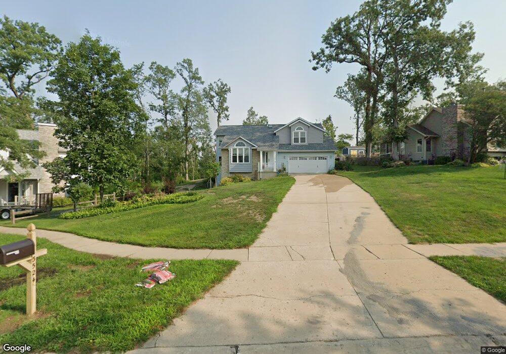 3524 Winterwood Ct NE, Cedar Rapids, IA 52402 - photo 1