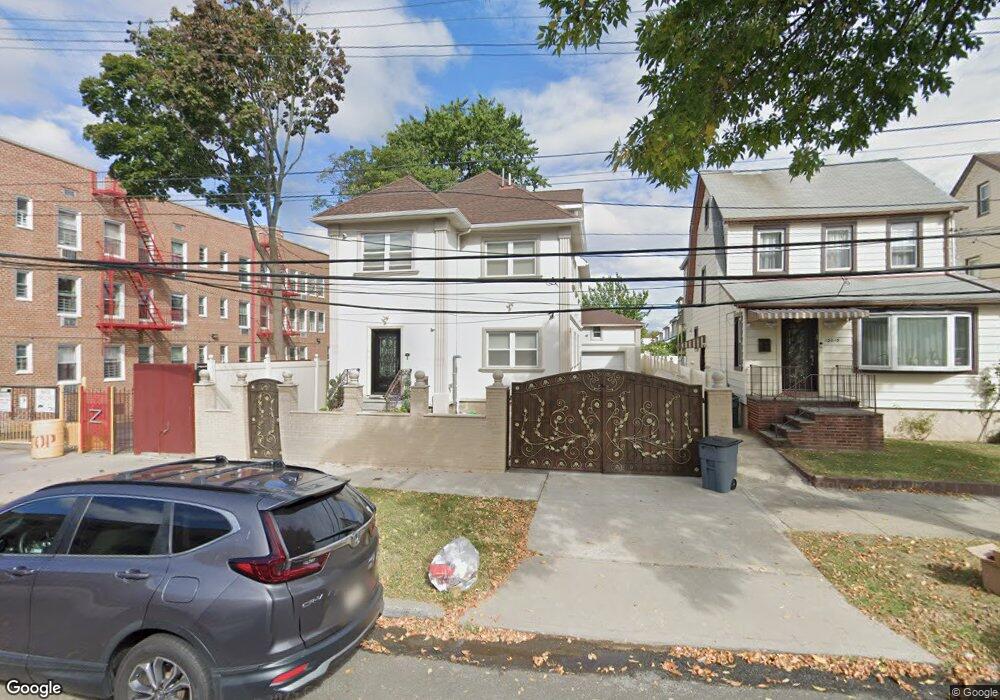 15813 Goethals Ave, Jamaica, NY 11432 - photo 1