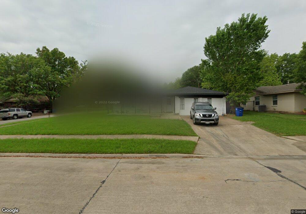 1305 Red Oak St, Ennis, TX 75119 - photo 1