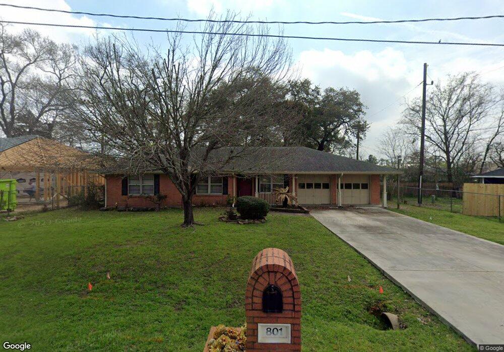 801 Inwood St, Tomball, TX 77375 - photo 1