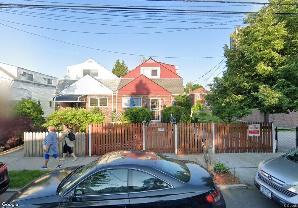 1947 Muliner Ave, Bronx, NY 10462 - photo 1