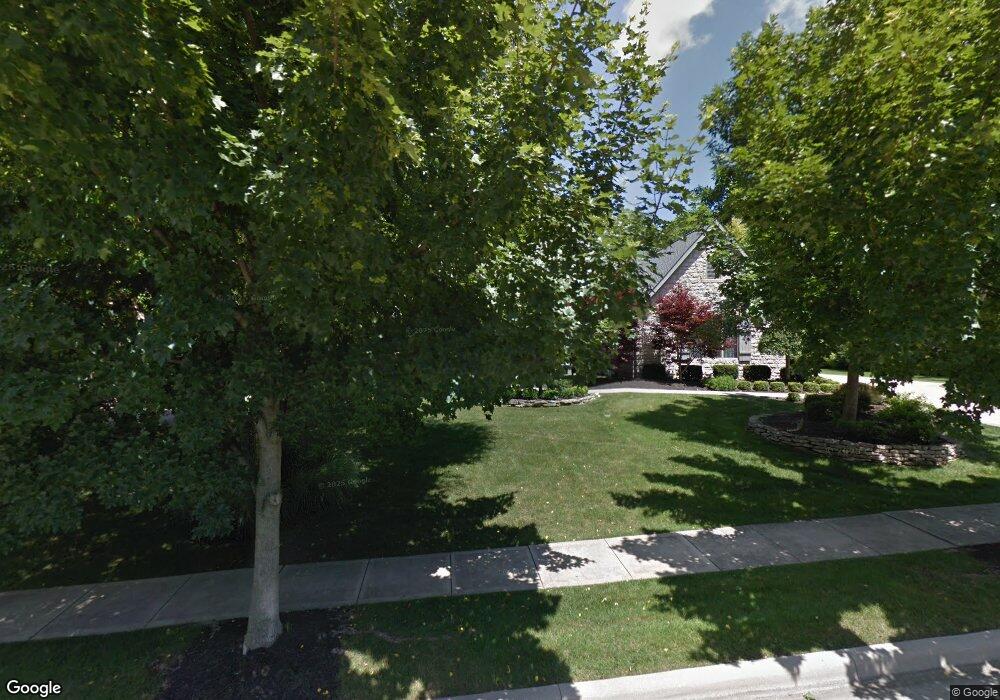 5302 Caleb Dr, Columbus, OH 43220 - photo 1