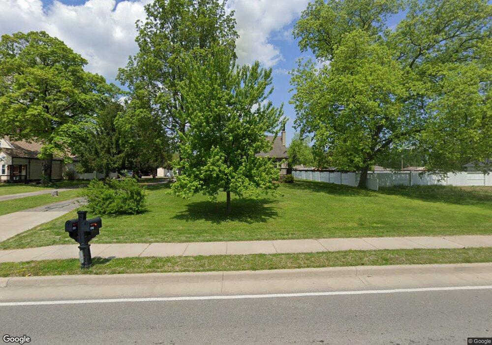 1742 McDonald Ln, New Albany, IN 47150 - photo 1