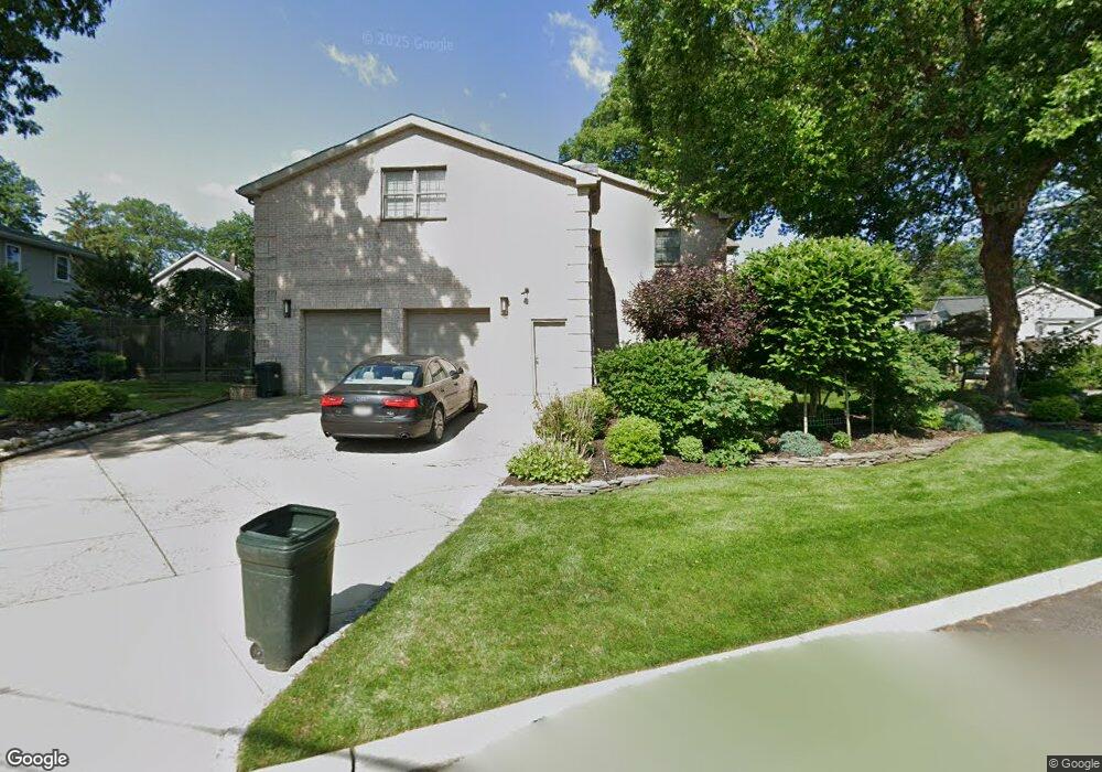 114 Heatherhill Rd, Cresskill, NJ 07626 - photo 1