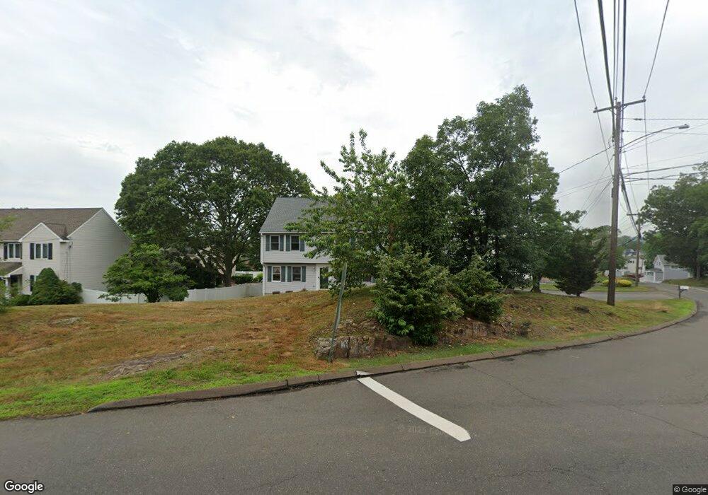 2 Hill St, East Haven, CT 06512 - photo 1