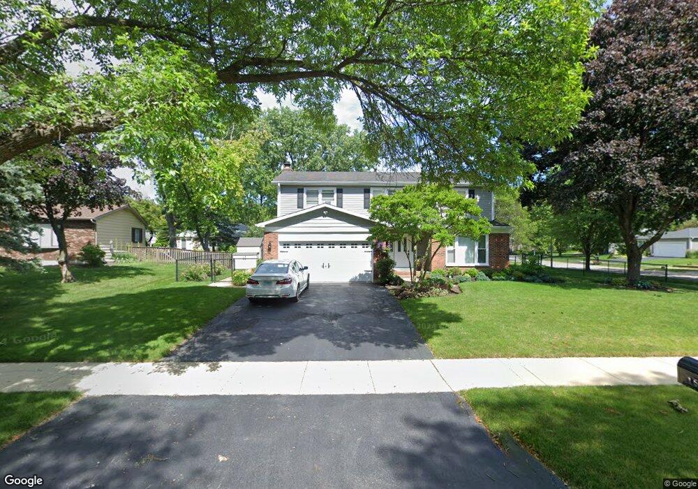 1526 Applegate Dr, Naperville, IL 60565 - photo 1