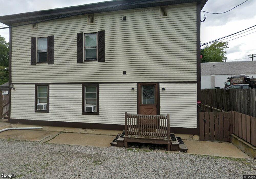 7 Hillside Ave, Johnston, RI 02919 - photo 1