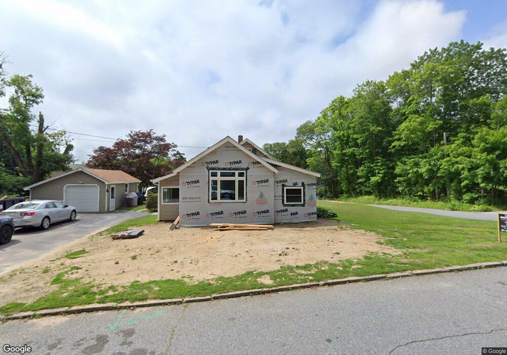 122 Austin St, Wakefield, RI 02879 - photo 1