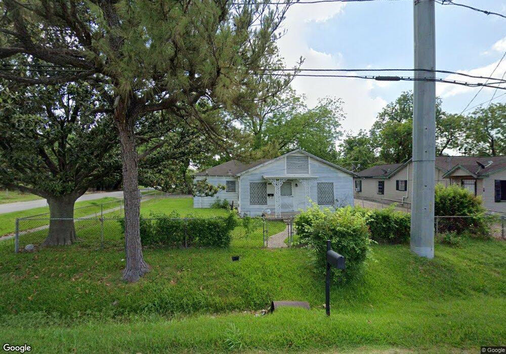 7310 Curry Rd, Houston, TX 77093 - photo 1